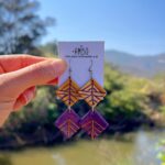 Brinco Grafismo Roxo e Amarelo